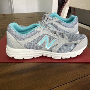 New Balance Women's sneakers